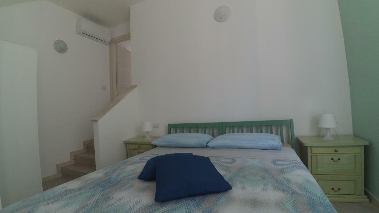 Alemar Casa Vacanze Calasetta Exterior foto